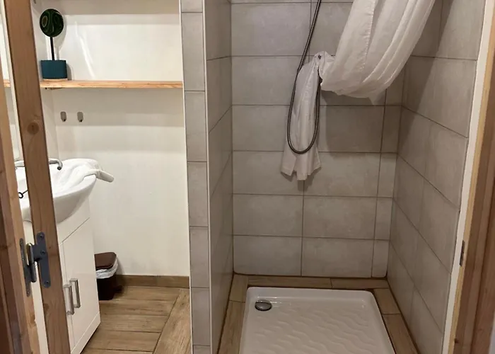 Charlotte T3 Mezzanine * كورشوفيل